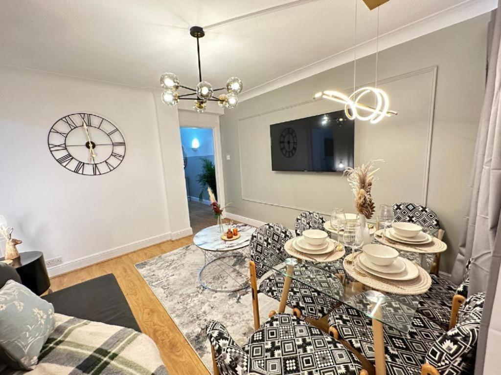 Apartment Comfortable Family Near Park Lane *