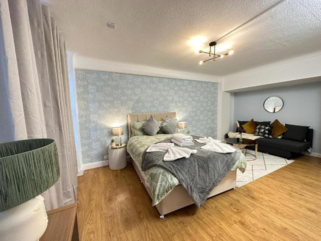 Comfortable Family Near Park Lane